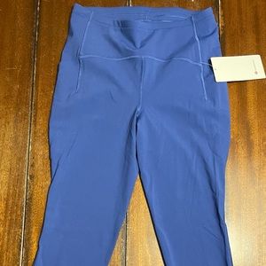 LULULEMON!!! NWT!! Awesome leggings